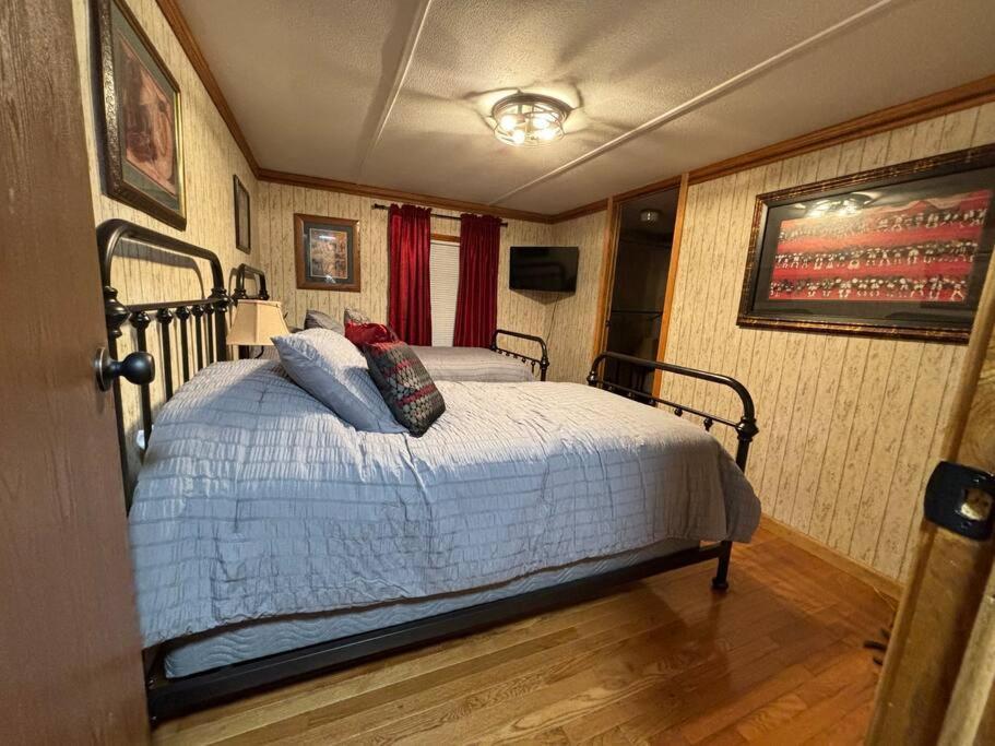 Bourbon Trail Hideaway Villa Frankfort Eksteriør bilde