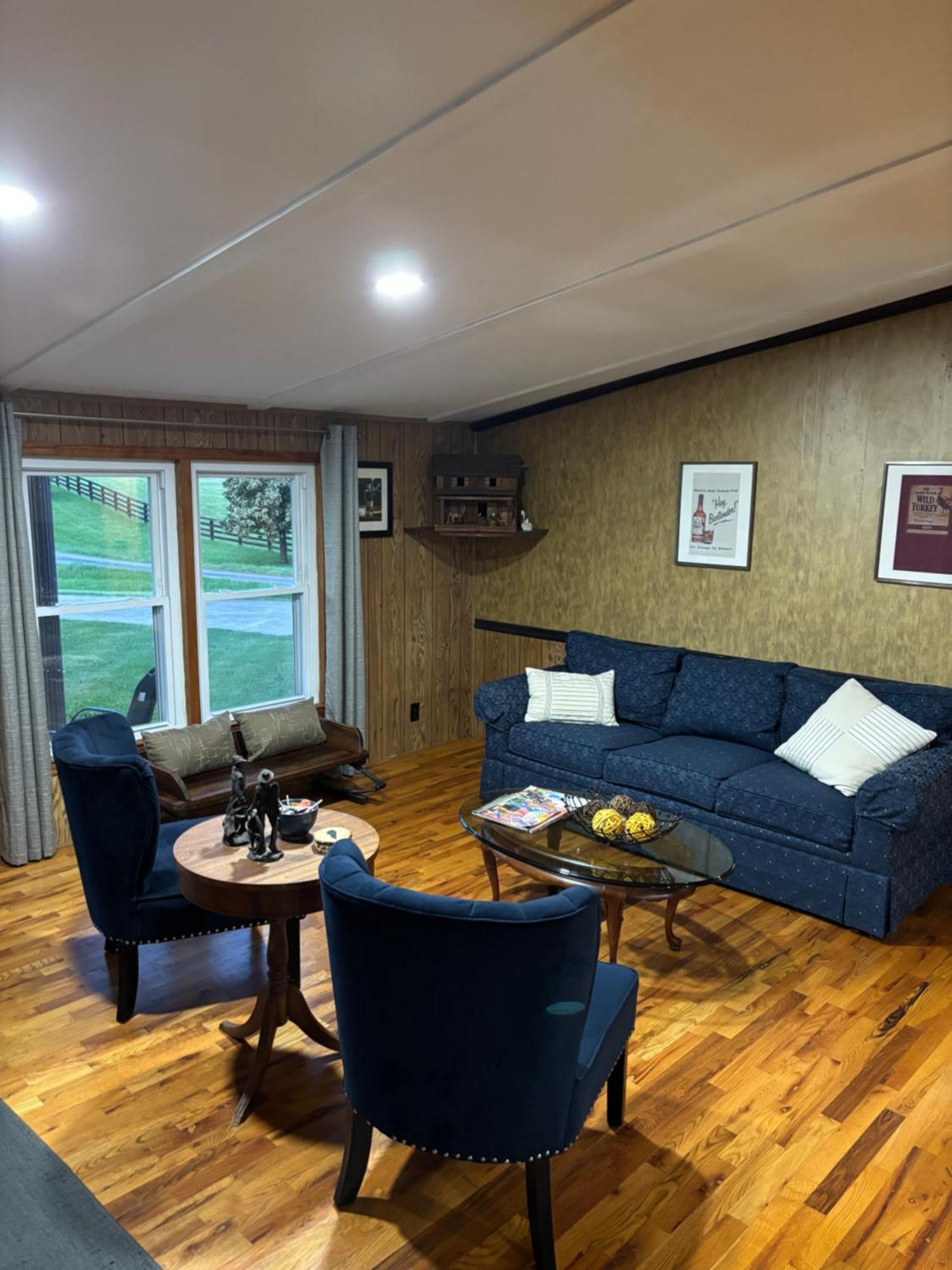 Bourbon Trail Hideaway Villa Frankfort Eksteriør bilde